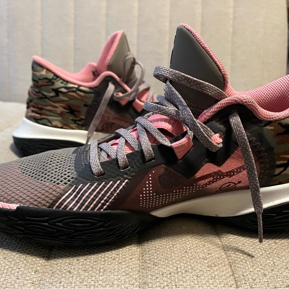 Nike Women's Pink and Gray Athletic Shoes (See description) - Picture 4 of 7